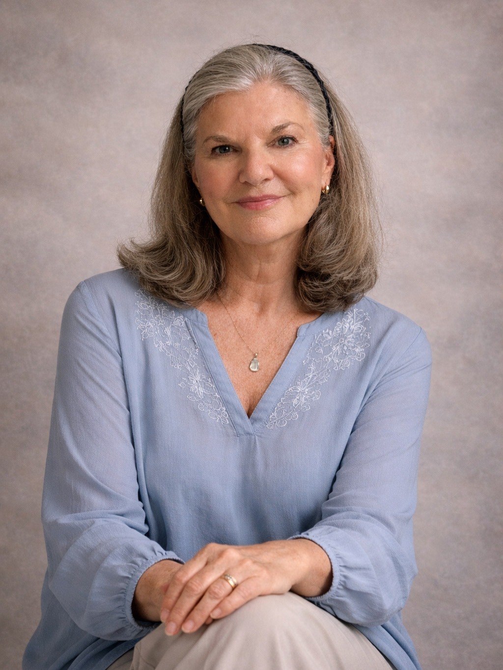 Author photograph of Süreyya Aydın